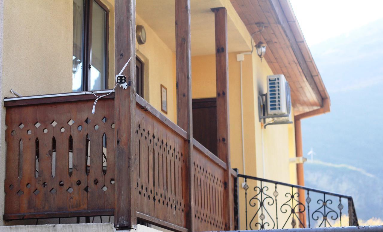 Villa Piano Мцхета Екстер'єр фото